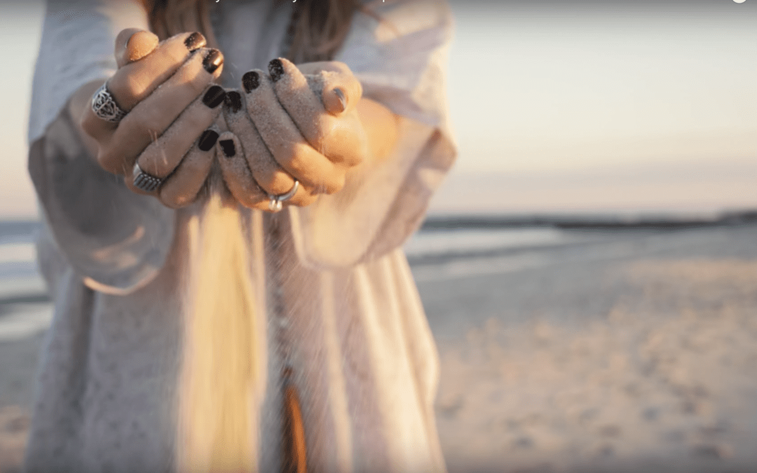 2021: The year I let go of ACIM, fell apart, and allowed myself to be rebuilt